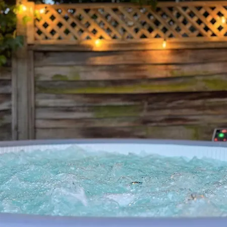 London Hammersmith - Hot Tub, Cinema & Gaming Room Extérieur photo